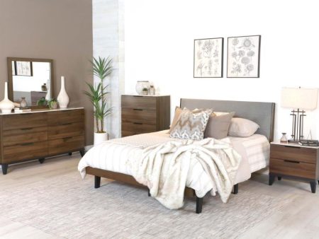 Mays Brown Eastern King Bed 5 Pc Set Discount